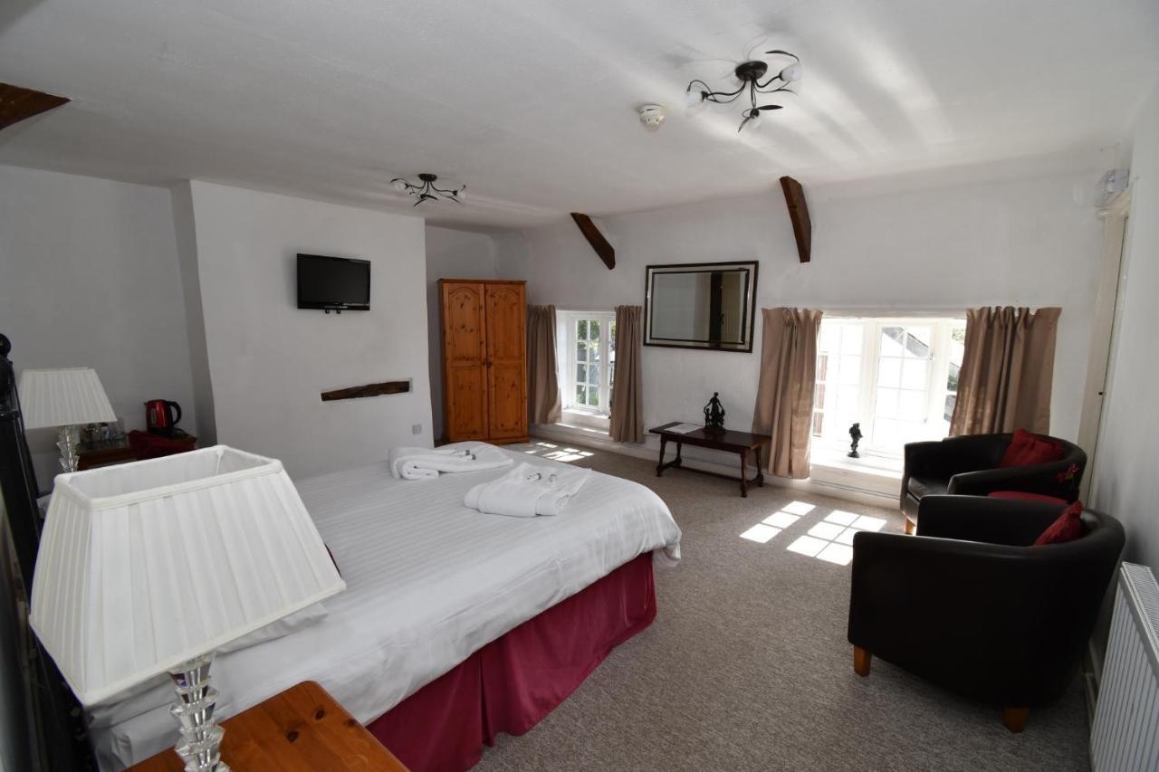 The Weary Friar Inn Pillaton Екстер'єр фото