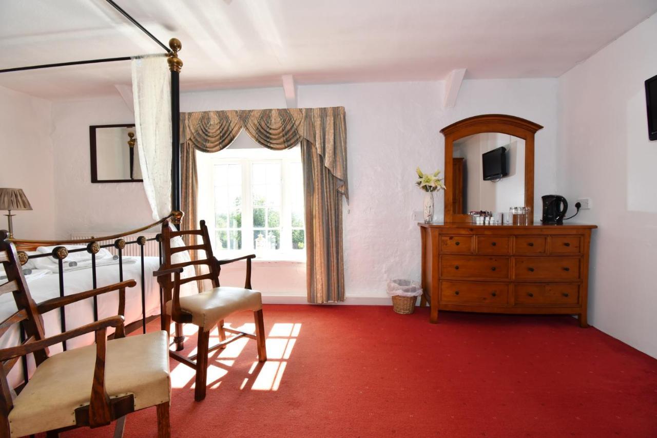 The Weary Friar Inn Pillaton Екстер'єр фото