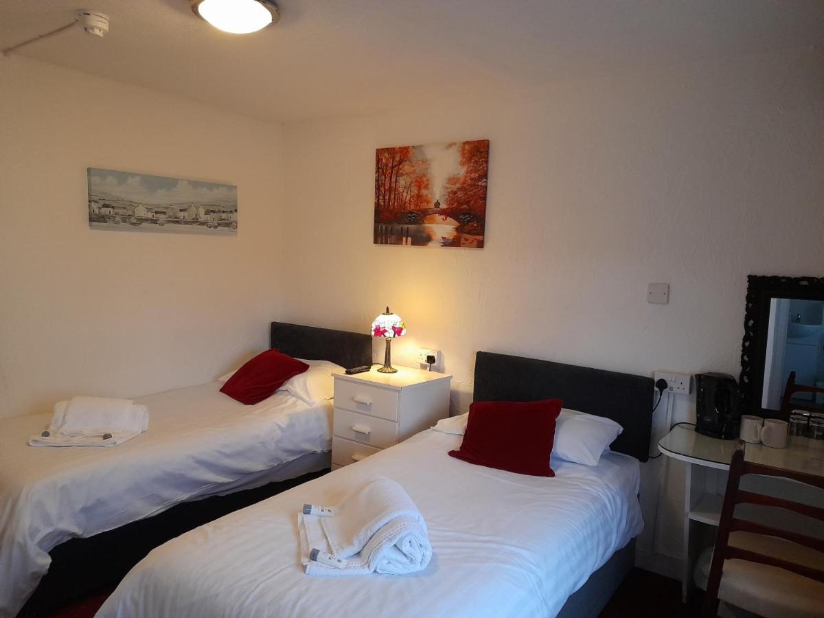The Weary Friar Inn Pillaton Екстер'єр фото