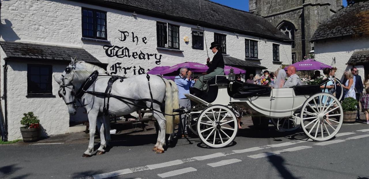 The Weary Friar Inn Pillaton Екстер'єр фото